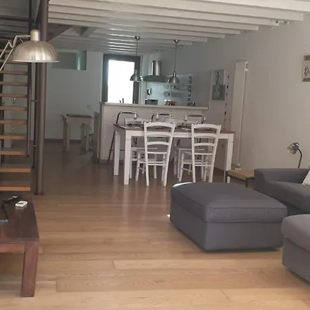 Apartment Casa Via Giardini *
